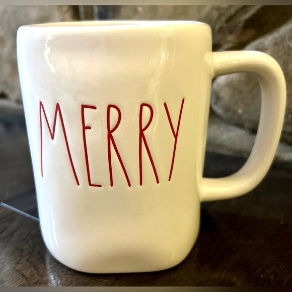 RAE DUNN Red Merry Christmas Holiday Mug - Picture 1 of 5